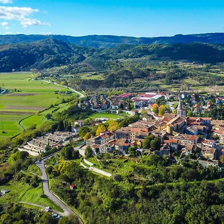 度假居 Lapis By Interhome